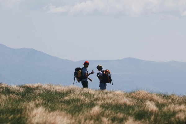 Comment organiser un camping pour une expédition de randonnée en région de toundra ?