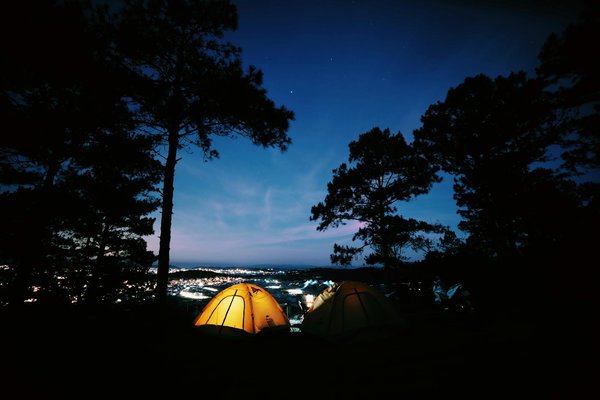 Quels sont les critères pour choisir une location de vacances en Provence avec des visites de marchés?